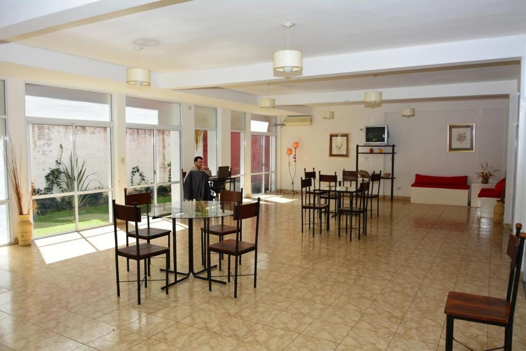 Hotel Del Pilar Сальта Екстер'єр фото